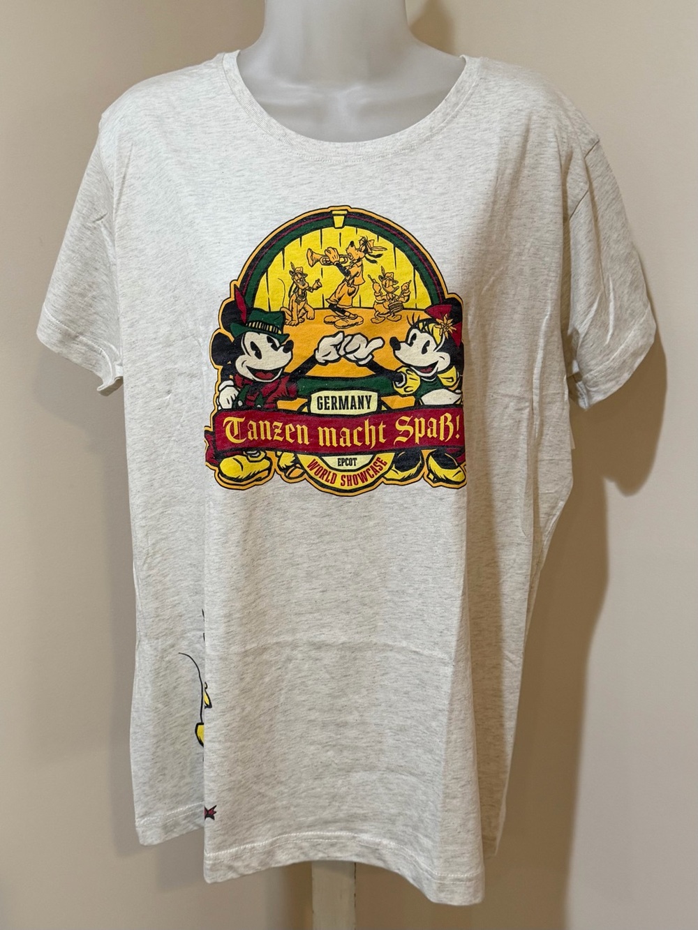 NEW DISNEY EPCOT WORLD SHOWCASE GERMANY TANZEN MACHT SPAB SHIRT LARGE UNISEX